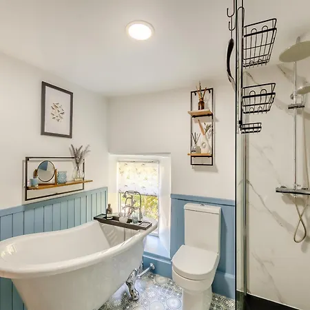 Court End Dom wakacyjny